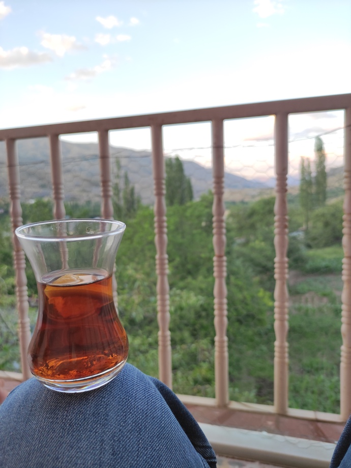 Kahve içmek mi daha cool, çay içmek mi?