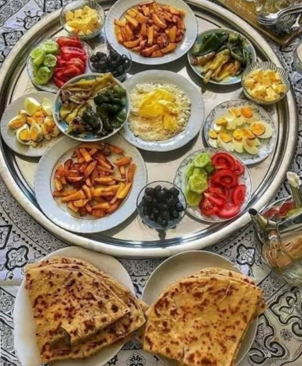Yer sofrasında kahvaltı yapmayı severmisiniz?