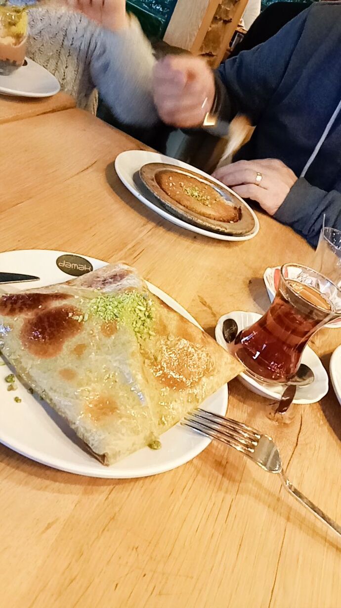 Hafta sonu gezmesinde en keyif aldığınız şey nedir, Sokak lezzetleri mi, şık restoranlar mı?