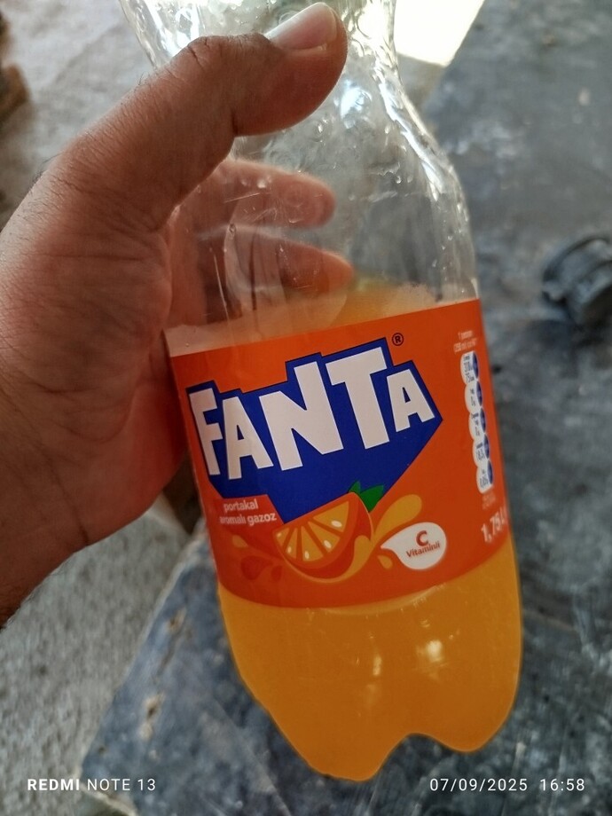 Sarı kola demelerine gıcık olmayan var mı?