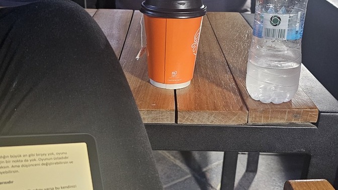 Böyle bir akşamı tek başına mı, yoksa biriyle paylaşmayı mı tercih edersiniz?