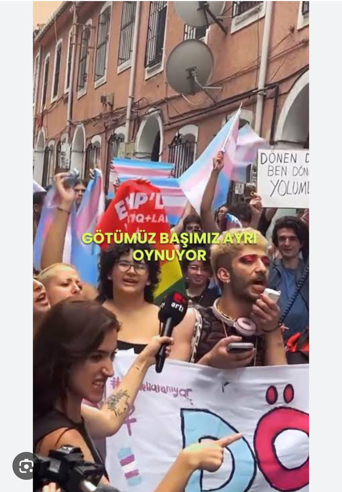 Bu ayakkabılar çocuk ayakkabısı gibi mi?