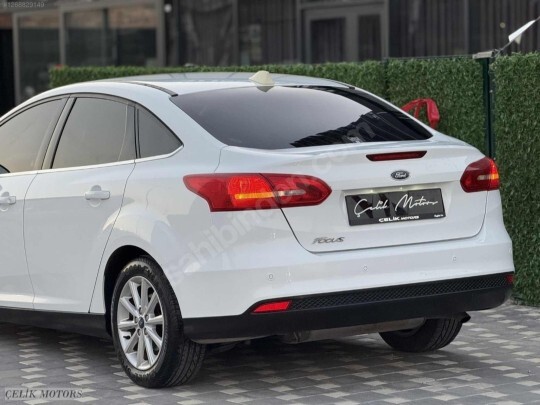 Ford Focus Mk 3.5 nasıl araba sizce?