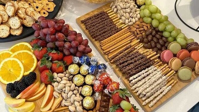 Görseldeki atıştırmalıkları sever misiniz arkadaşlar, olsa da yesek değil mi?