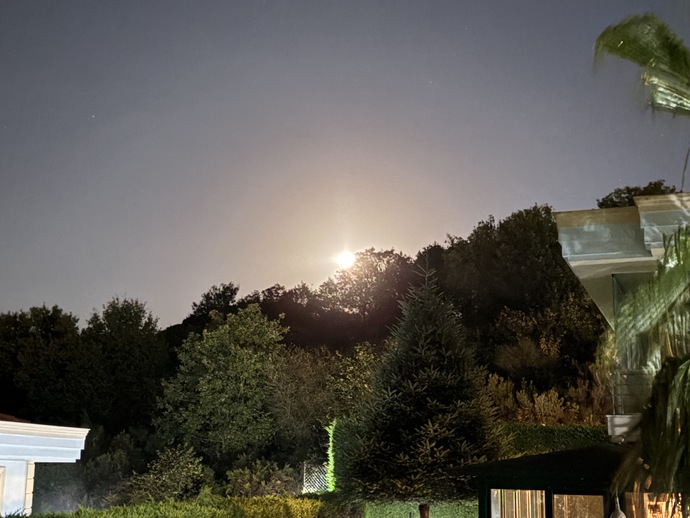 Geceleri 🌙 ayrı güzel ✌🏻