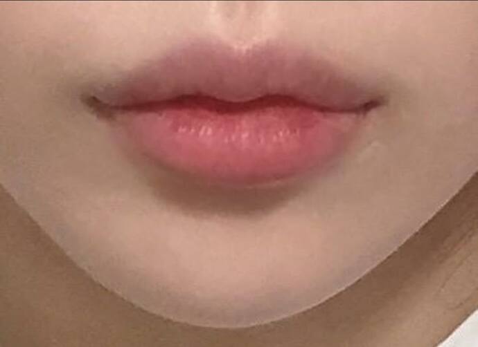Üst dudağınız kalp şeklinde mi 💄?