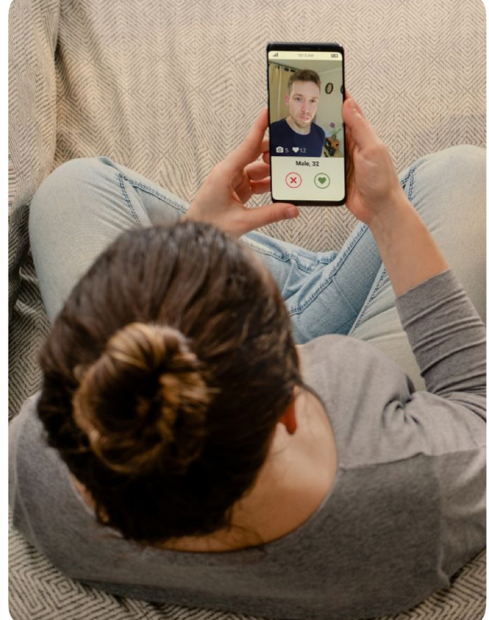 Eskiden Tinder kullandığını bildiğiniz biriyle sevgili olur muydunuz?