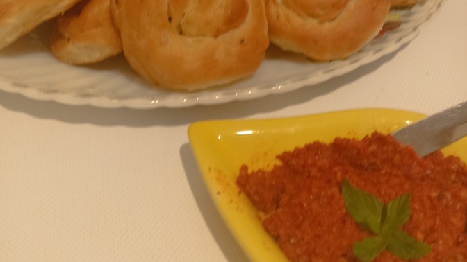 Külçem ve cevizli biberin nasıl görünüyor?