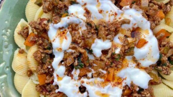 Kıymalı makarna mı yoksa mantı mı?