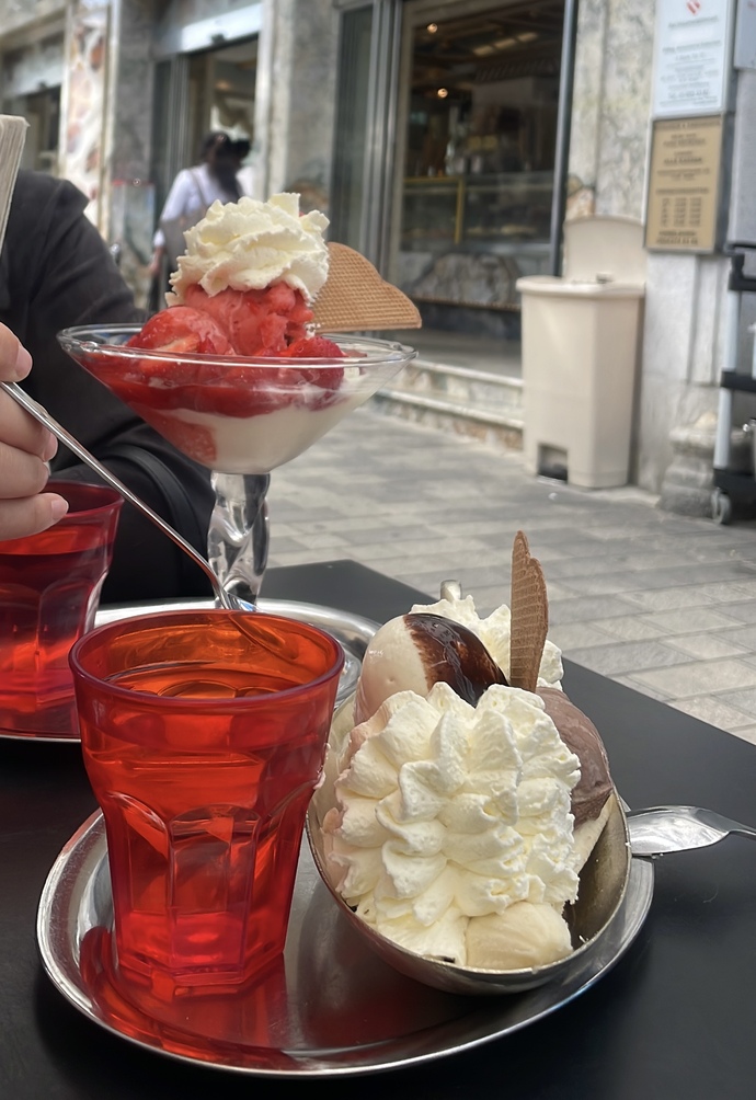benimki şey: banana split