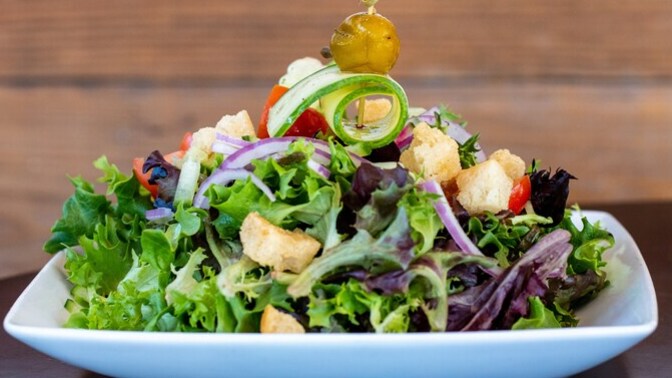 Menüde sadece salata var! Salatayla doymak mümkün mü?
