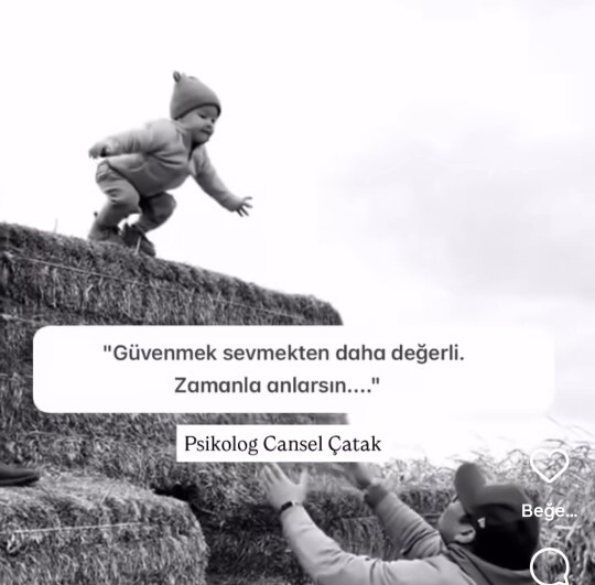 İnsan büyüdükçe güvenmeyi mi bırakır? Yoksa her zaman güvenmez miyiz?