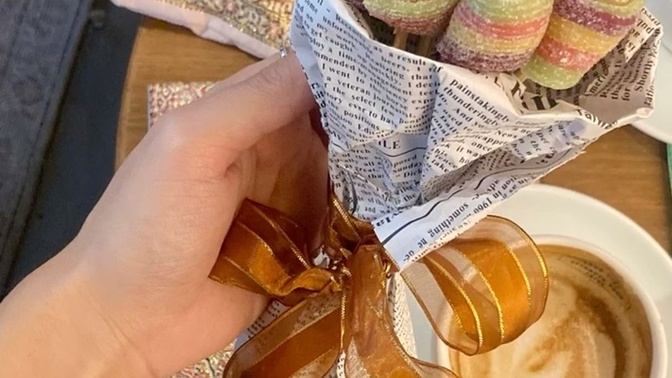 Jelibon, sever misiniz?