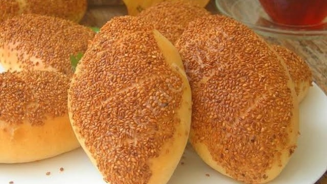 Simit ile poğaça kavga etseydi, sence hangisi daha güçlü olurdu? 🥯🥐?