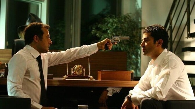Gerçek dost, kötü günde yanınızda olan mıdır, iyi günde yanınızda olan mıdır?
