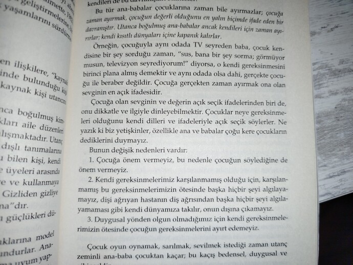 Kitaptaki bu kısım hakkında düşünceleriniz neler, baban sana hiç böyle davrandı mı?