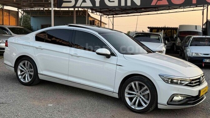Sizce hangi araç daha karizmatik?