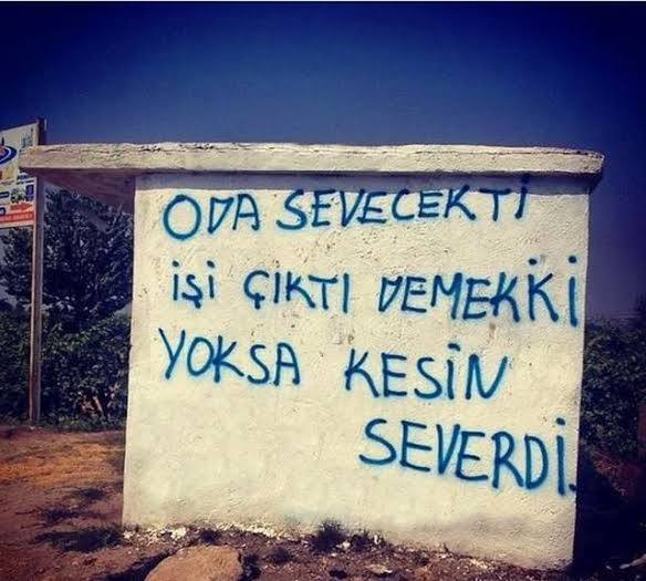 Beğendiniz bir duvar yazısı var mı?
