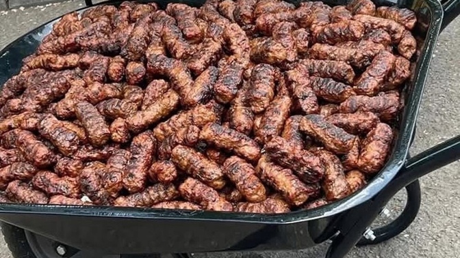 Böyle bir sunumla yemeğiniz gelse yer misin?