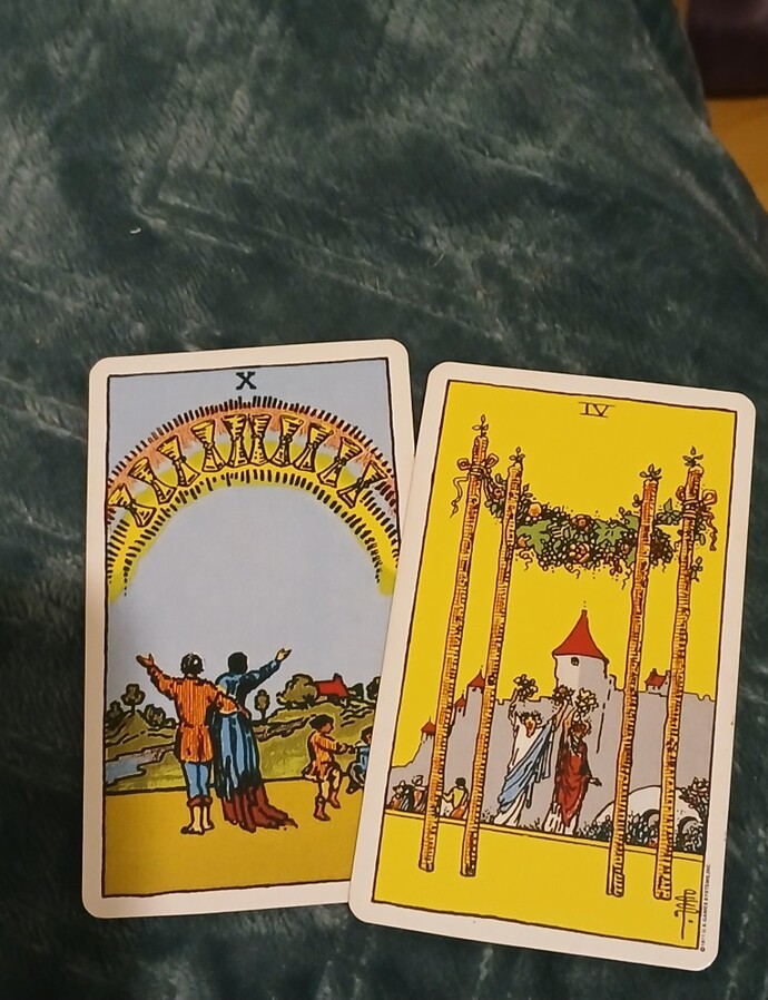 Ayrıldığım sevgilim şu an ne düşünüyor tarot bakan var mı ?
