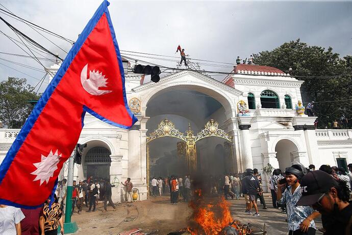 Nepaldeki iç karışıklık hakkında ne düşünüyorsunuz?