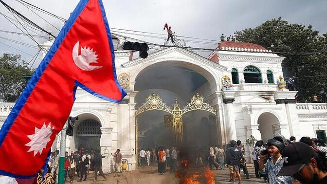 Nepal'deki iç karışıklık hakkında ne düşünüyorsunuz?