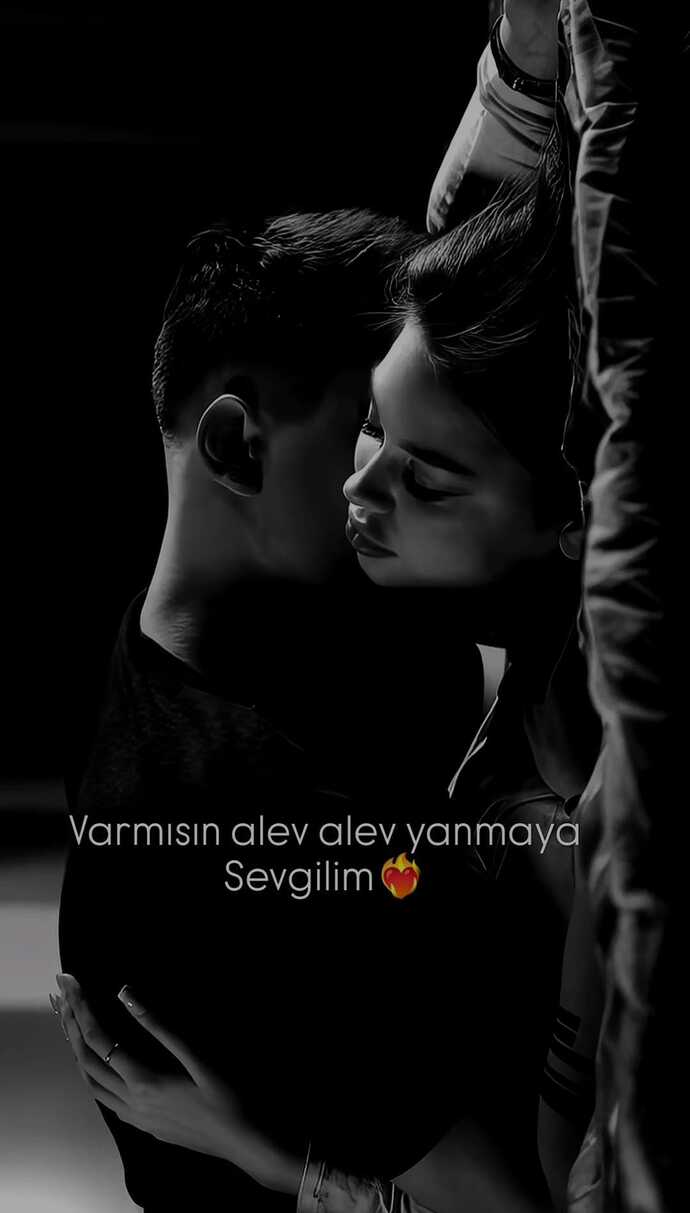 All beni ne yaparsan yap öp..❣️