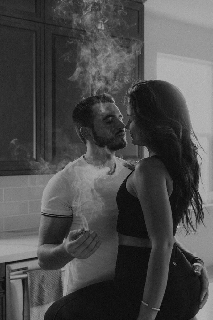 Aşk denilen şey sizce var mı, yok mu?