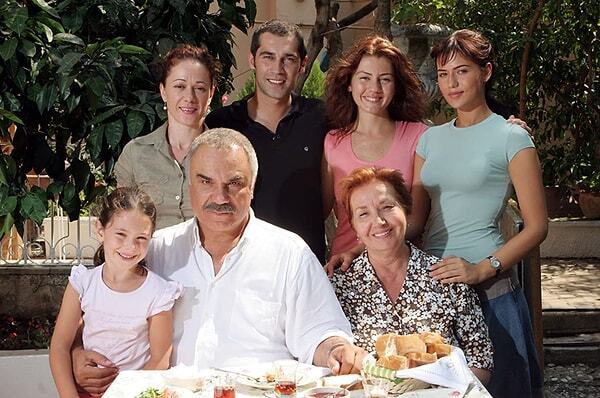 Yerli dizi/filmlerde gördüğünüz en iyi baba karakteri hangisiydi?
