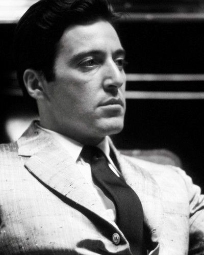 Godfather filmindeki Michael Corleoneye aşık olmam normal mi?