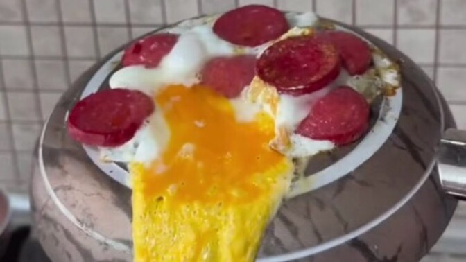 Böyle sucuklu yumurta yapılır mı?