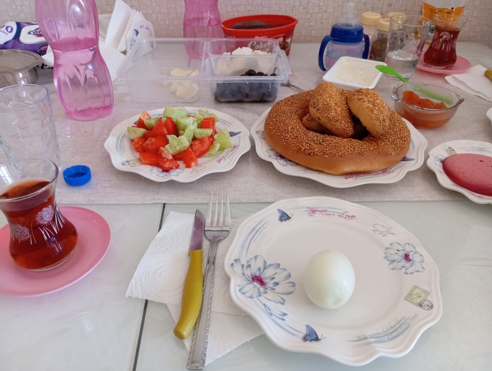 Kahvaltıda simit severmisiniz?