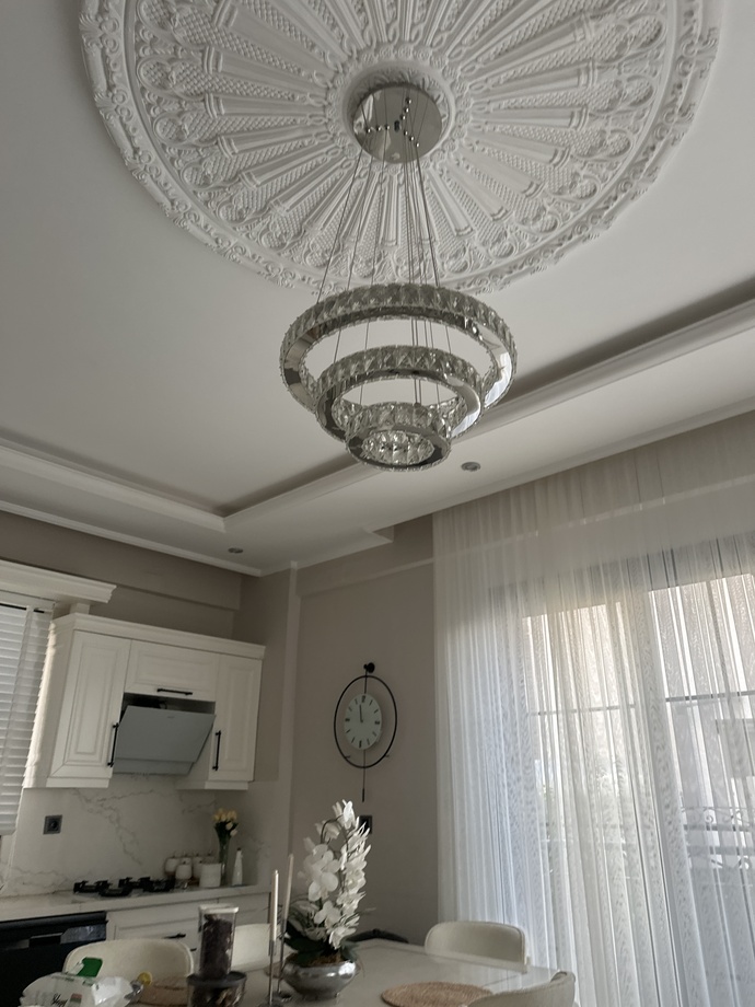 Sabah 8 den beri elektrik yok ne yapacağız biz?