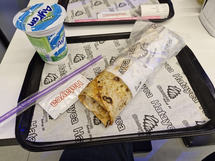 Normal tavuk döner mi yoksa Hatay usulü döner mi? Tercihiniz hangisi olurdu?