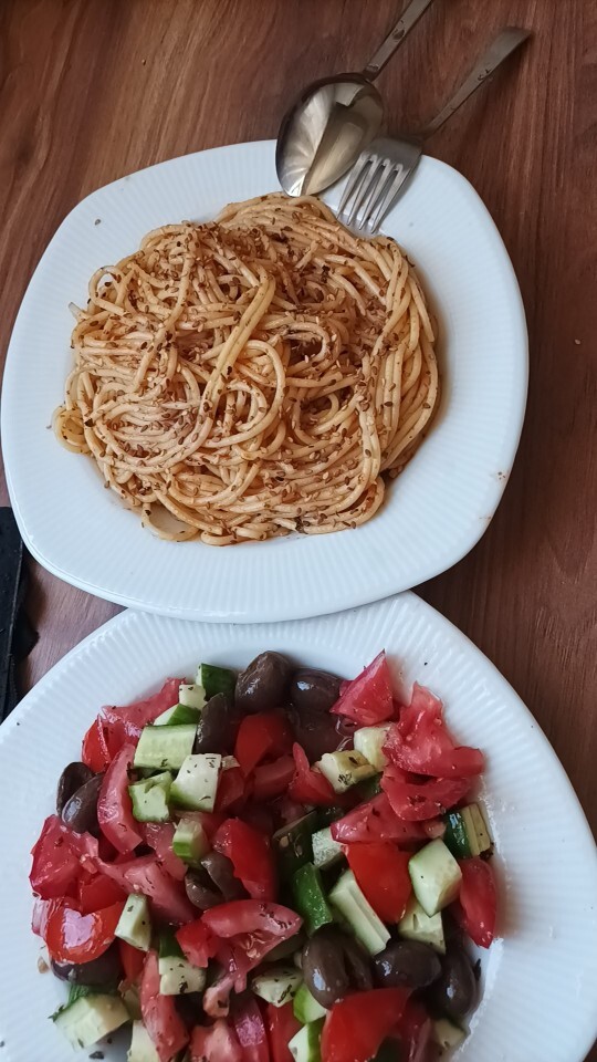 Sabah kahvaltısında makarna yemeyi sever misiniz?