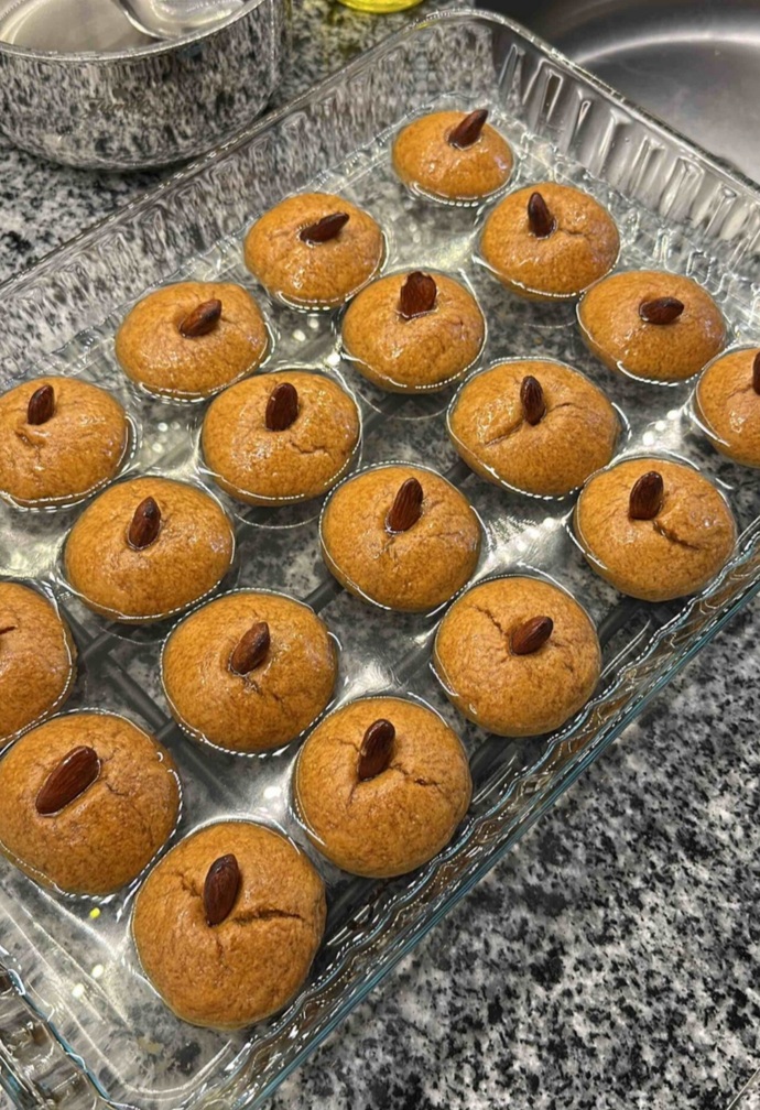 Şekerpare tatlısı ikram etsem yermi siniz?