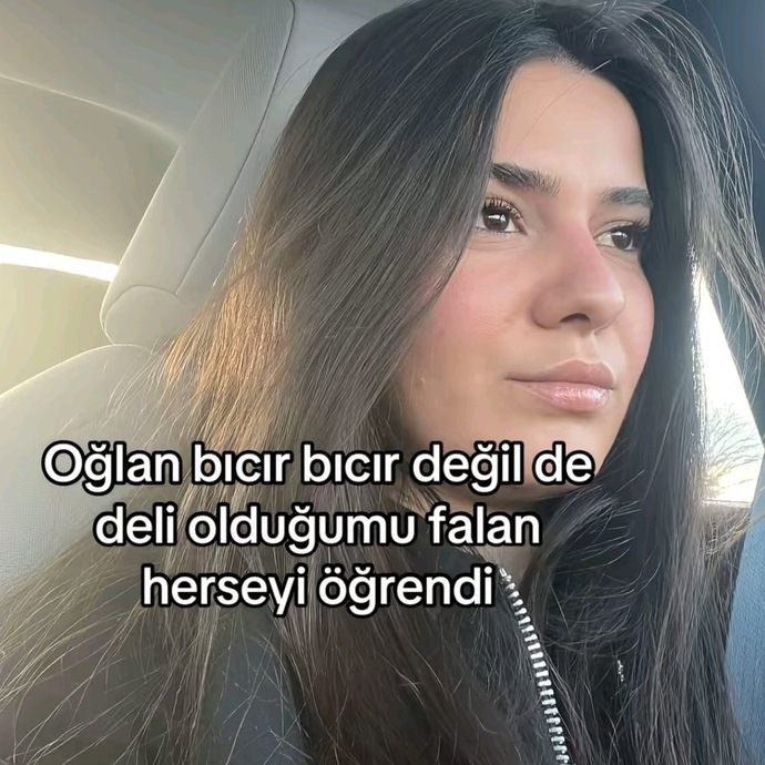 İlk buluşmada herşeyinizi anlatır mısınız yoksa bazı şeyleri saklar mısınız?