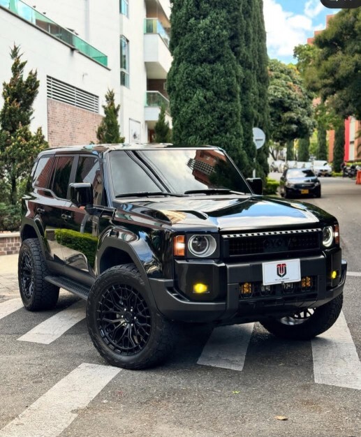 Bu 3 Toyota arabadan hangisini alayım yarın araba alacağım?