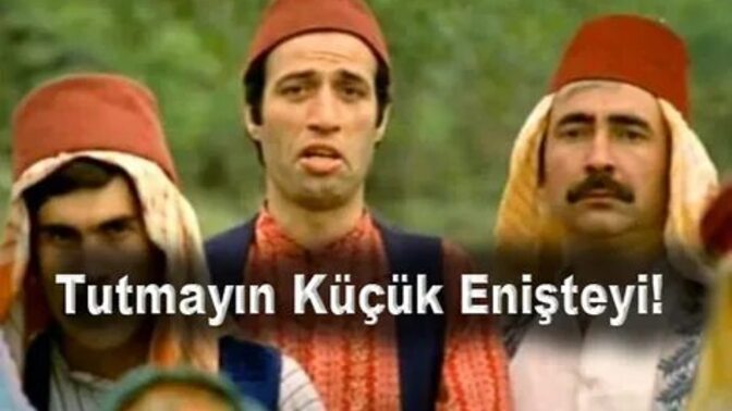 Mizahsever olarak en sevdiğiniz replik, söz, jest ve mimik, filmden sahne, karikatür vb. gibi alıntı yapıp paylaşabilir misiniz?