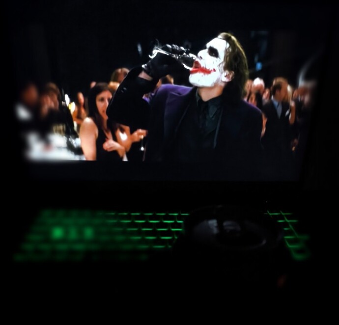 Batman mi/Joker mi?