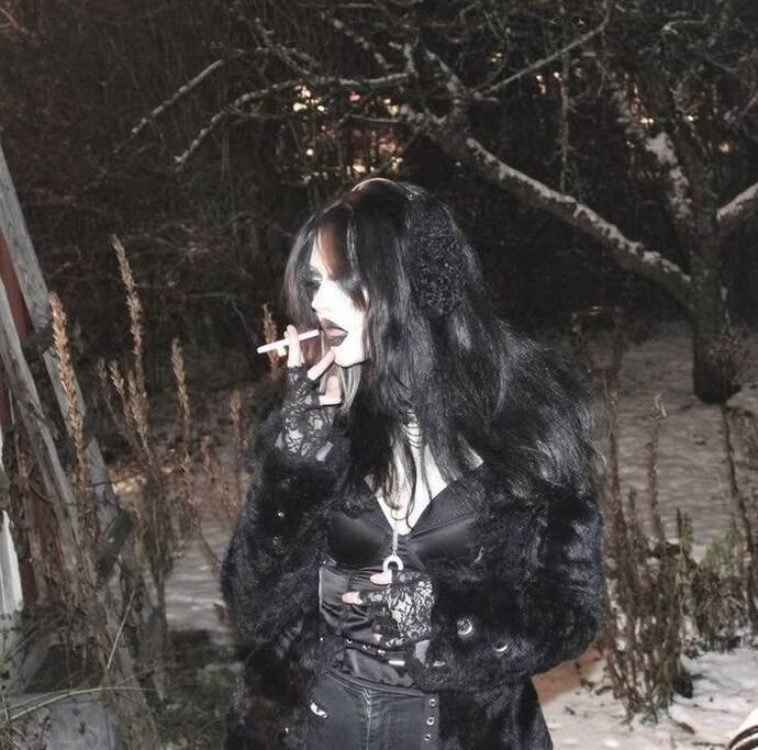 Gotik kızlar çekici mi sizce?