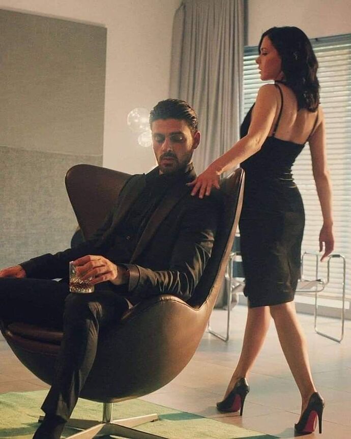Cilveli kız mı yoksa dominant kız mı?