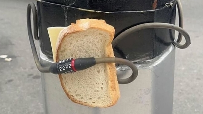Bu sabahta aç kalmadık şükürler olsun🤭🤭bir afiyet olsun alır mıyım?🤭?