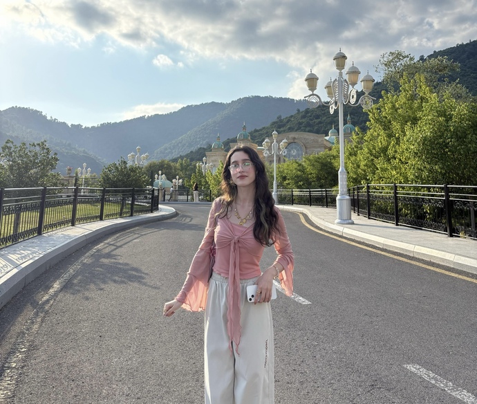 Coquette mi, grunge mı, yoksa cottagecore mi takılacağıma karar veremiyorum?