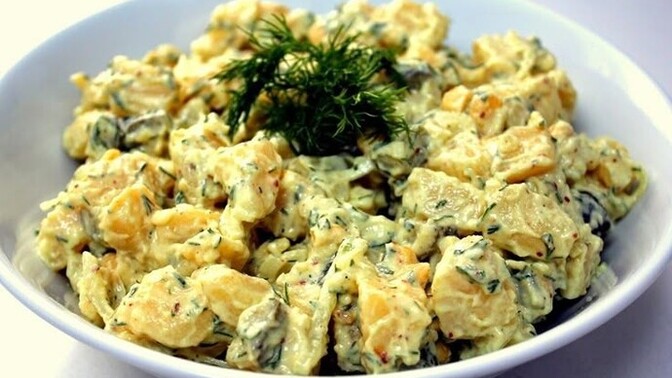 Patates salatasını nasıl seversiniz, arkadaşlar? 😋 Soslu sevenler kimler?