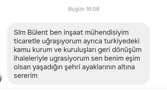 Sizede Instagramdan bu tür mesajlar geliyor mu?