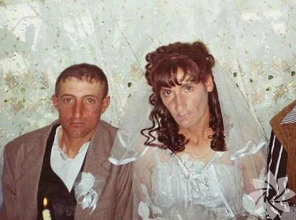 Normalde hiç beğenmeyeceğiniz birini sevgiliniz olunca yakışıklı, güzel bulmaya başlıyor musunuz?