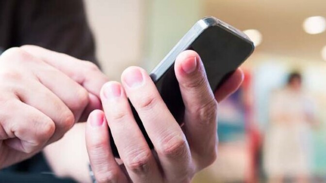 Telefon çalınca anında açar mısın yoksa biraz bekler misin?