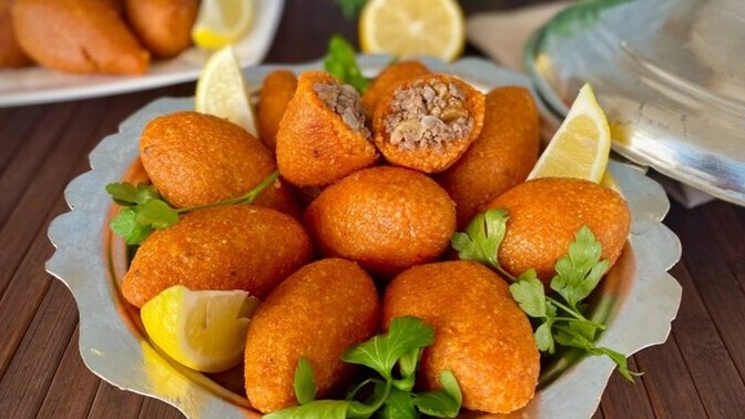 İçli köfte mi mantı mı? Hangisi daha efsane?