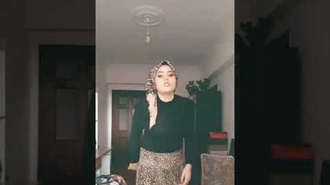 Sürekli araba da beş evde on beş şarkısını dinleyen karşı cinsten olur mu?